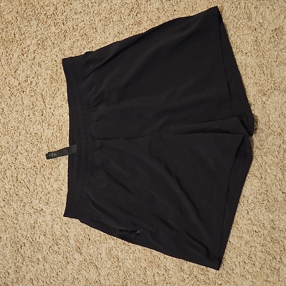 lululemon athletica Other - Lululemon Pace Breaker Shorts 5"